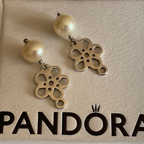 Pandora Silver and Cream Flower Earrings - Picture 4 of 4